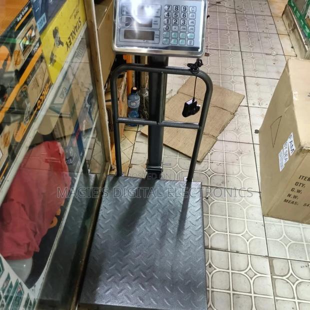 Secure 300kg Digital Platform - main view