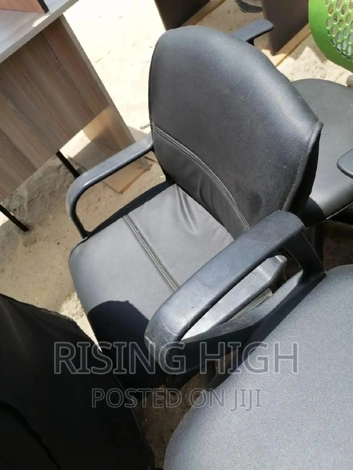 Low Back Chairs