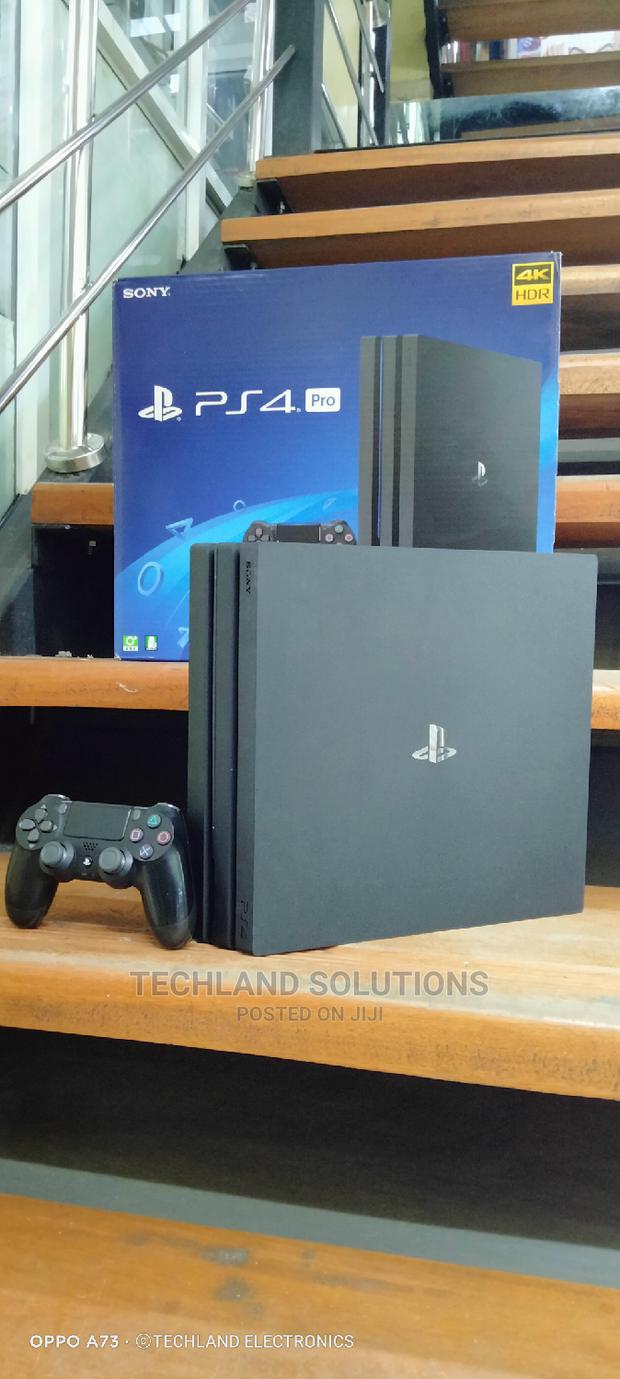 Ps4 PRO ,One Tb, 4K Resolution