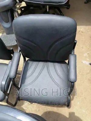 High Quality U Base Chairs