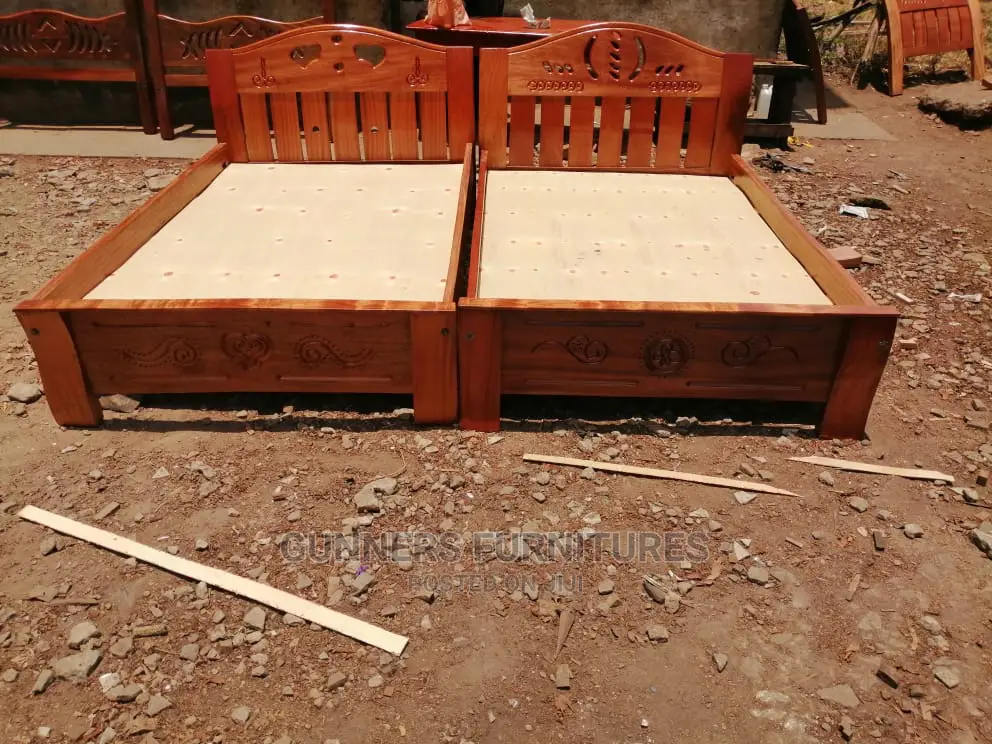 Mahogany Beds 4 by 6.