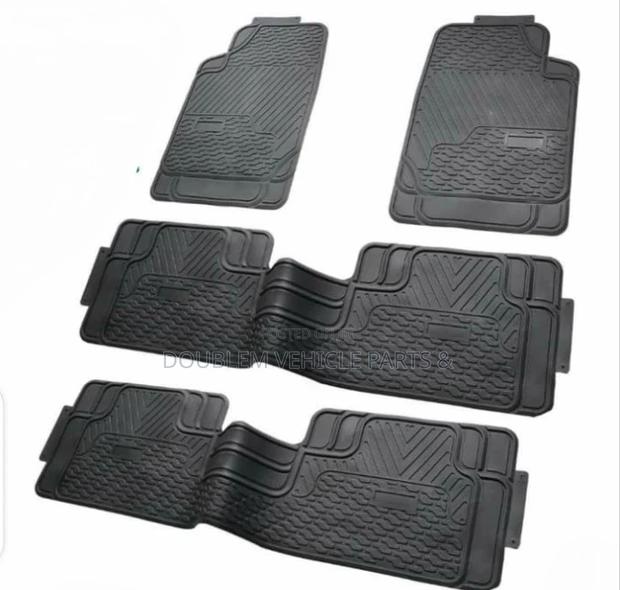Vehicle Floor Mats 7 Seater - main view