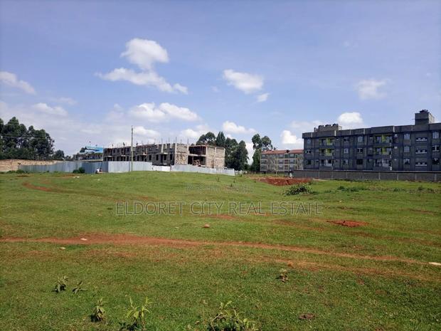 1/8 Plot Ideal for Flatzs or Rental