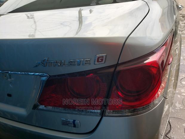 Toyota Crown 2015 Silver - thumbnail 7