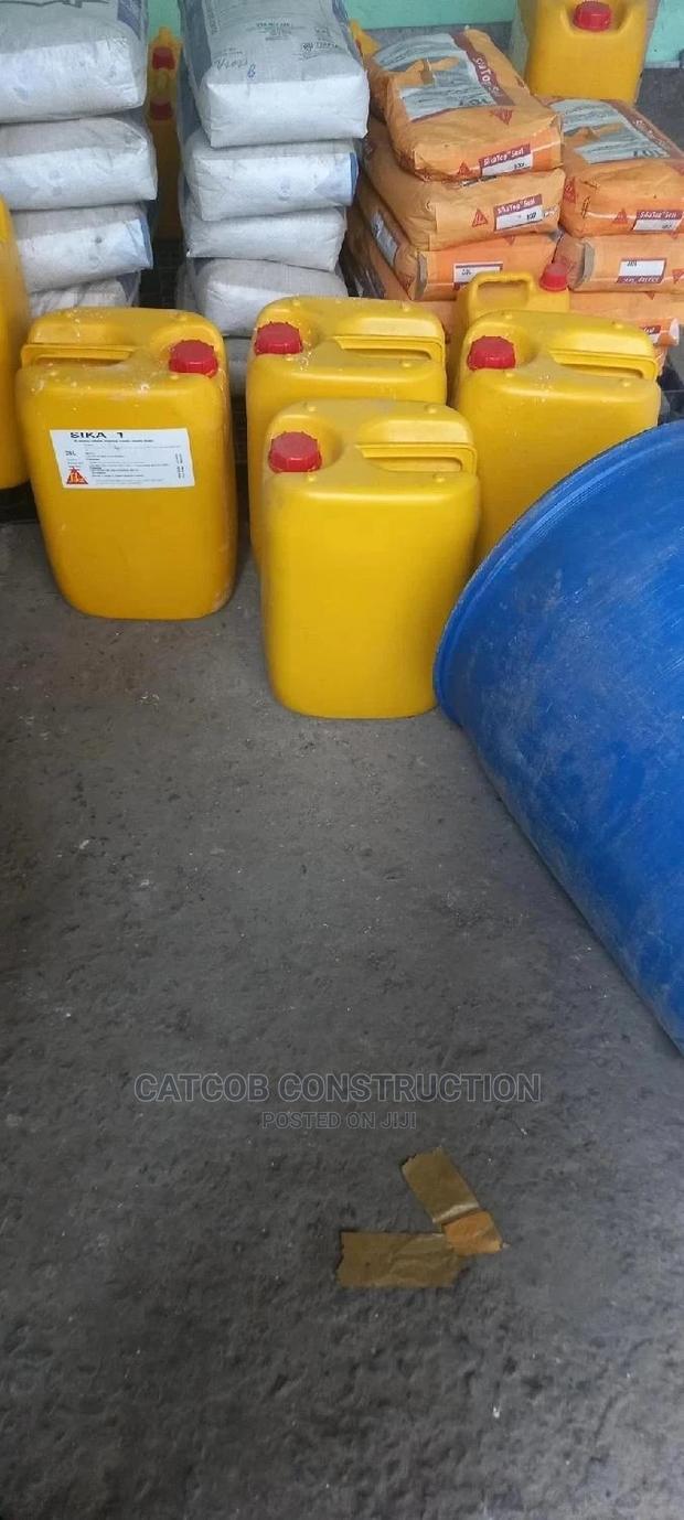 Sika 1 Tank Waterproof - main view