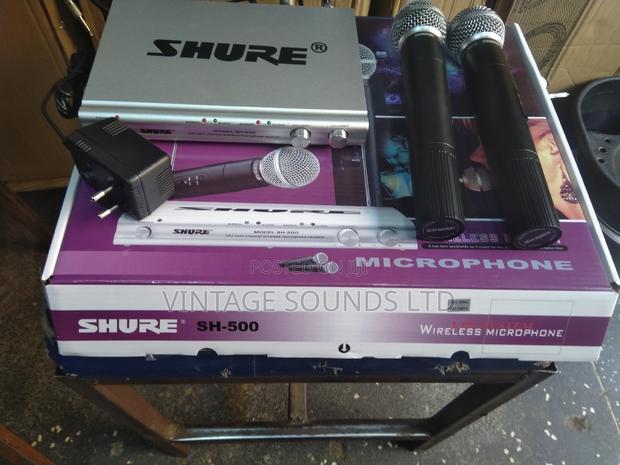 Shure Wireless Microphone Black - main view