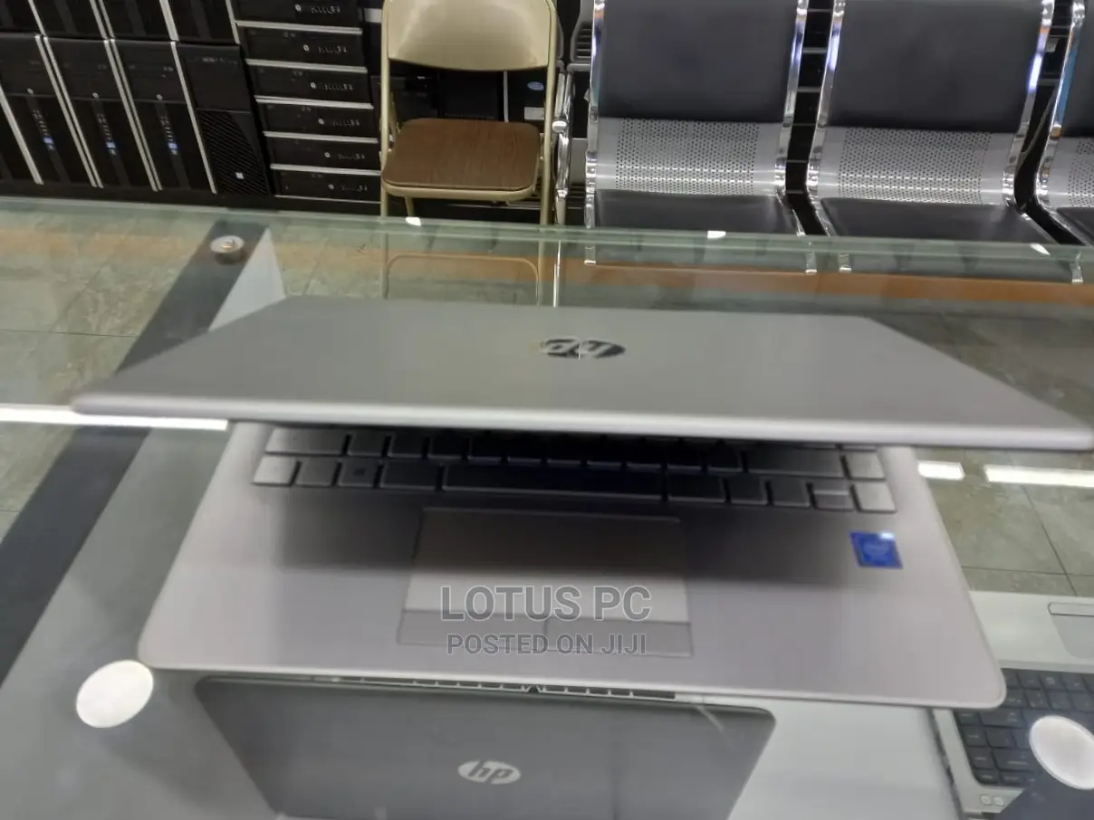 Laptop HP 14z 4GB Intel Celeron HDD 500GB