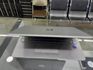 Laptop HP 14z 4GB Intel Celeron HDD 500GB