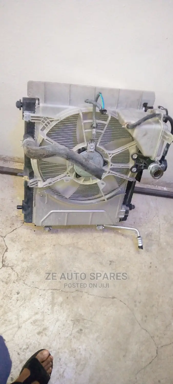 Ractis 2008 Radiator Complete With Ac