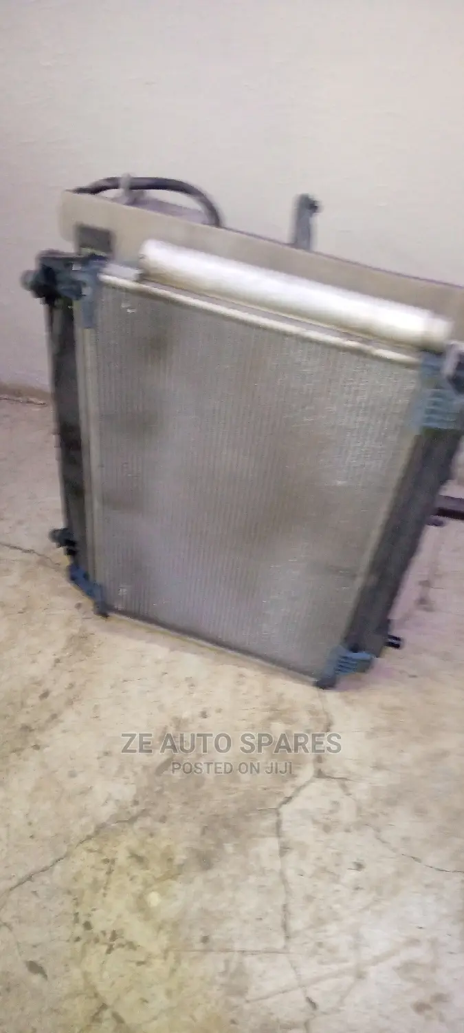 Ractis 2008 Radiator Complete With Ac