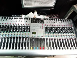 Plain Mixer 24ch C-top