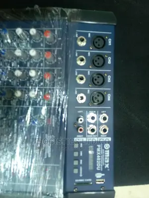 Max 4channel Powered Mixer 2channels Speaker Outputs