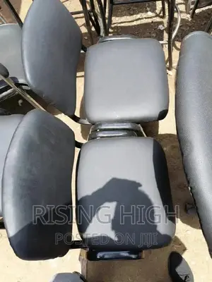 Quality Visitors Chairs