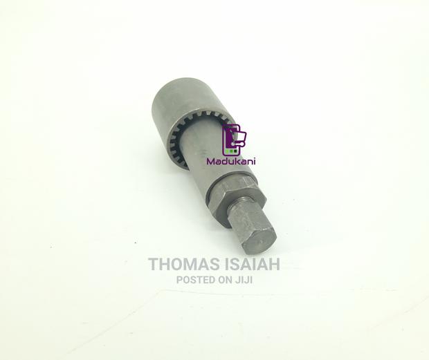 Motorcycle Chain Timing Gear Puller Magneto Remover Tool - thumbnail 4