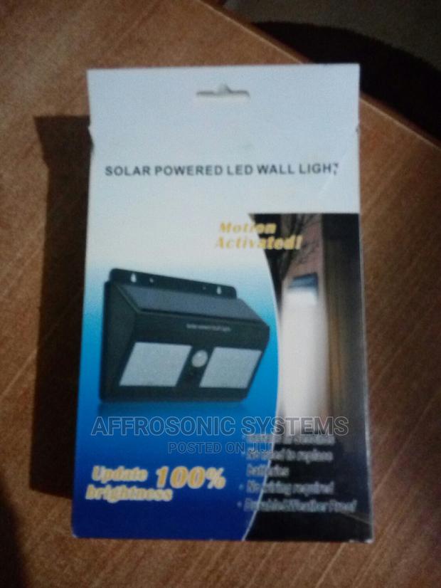 LED Wall Solar Light - thumbnail 5