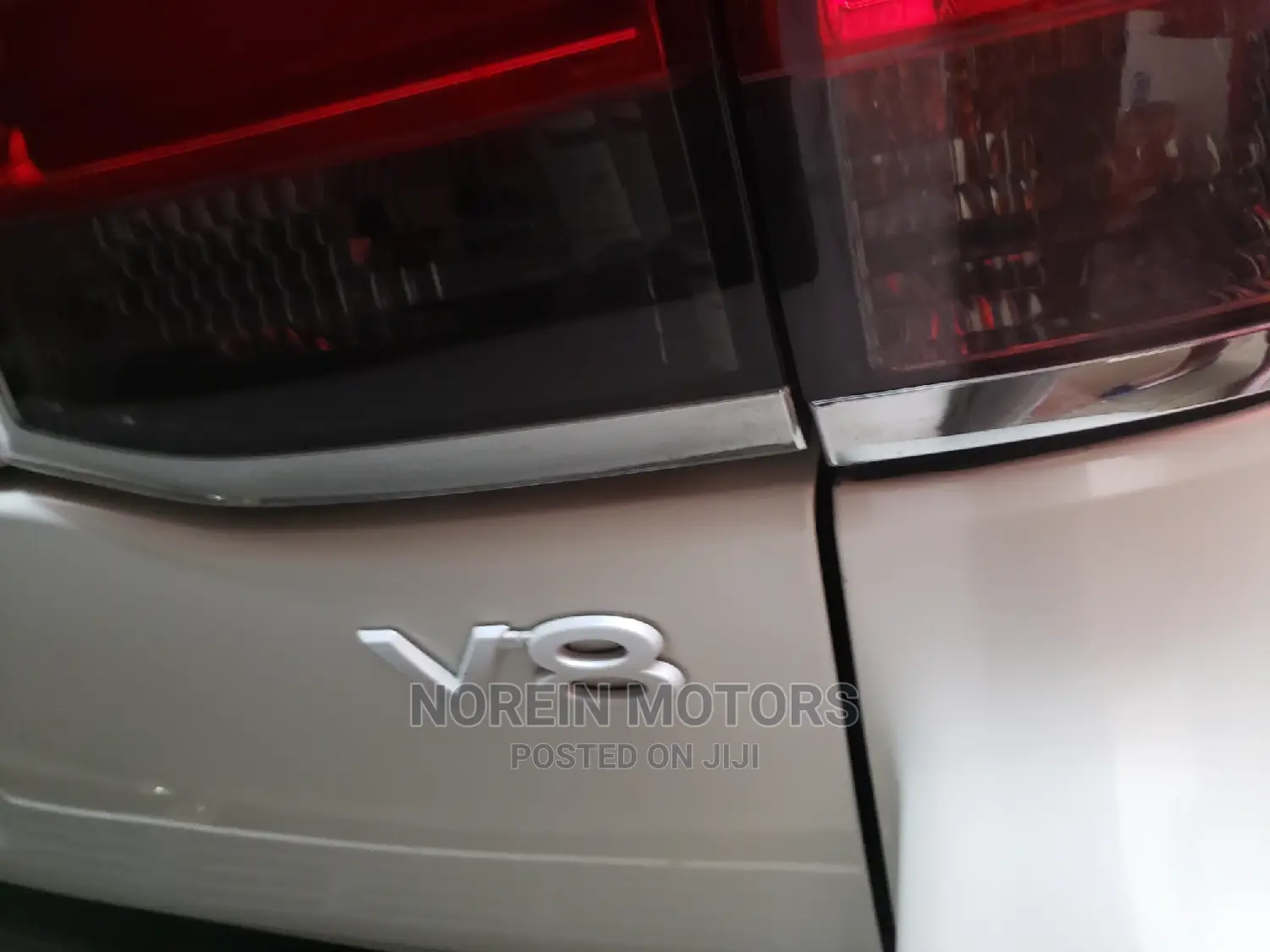 Toyota Land Cruiser 2015 White