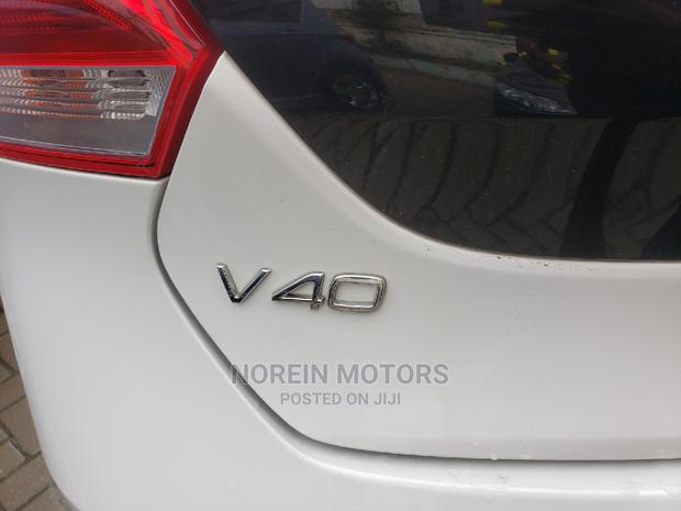Volvo V40 2015 White - thumbnail 6