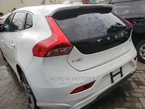 Volvo V40 2015 White