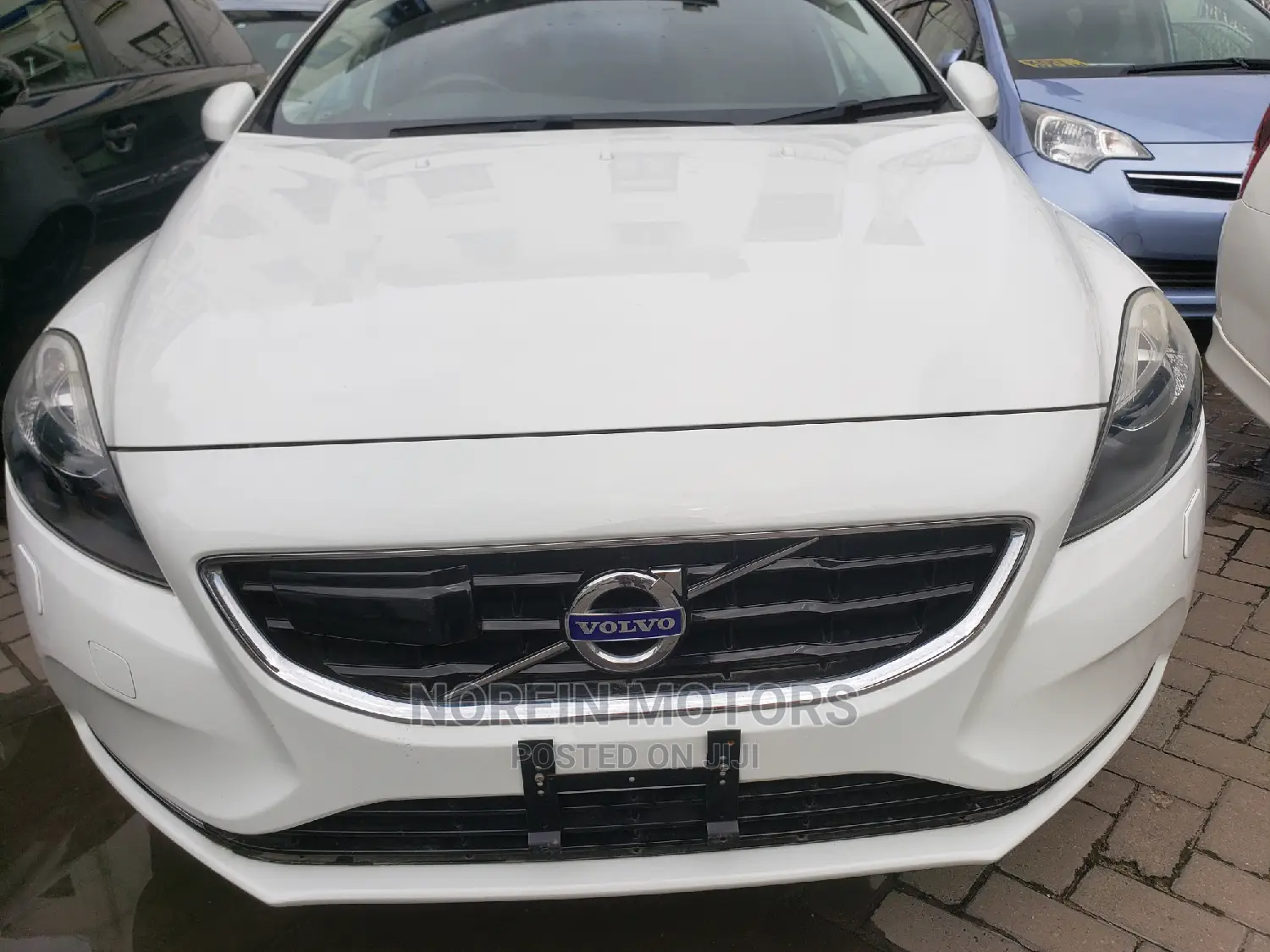 Volvo V40 2015 White