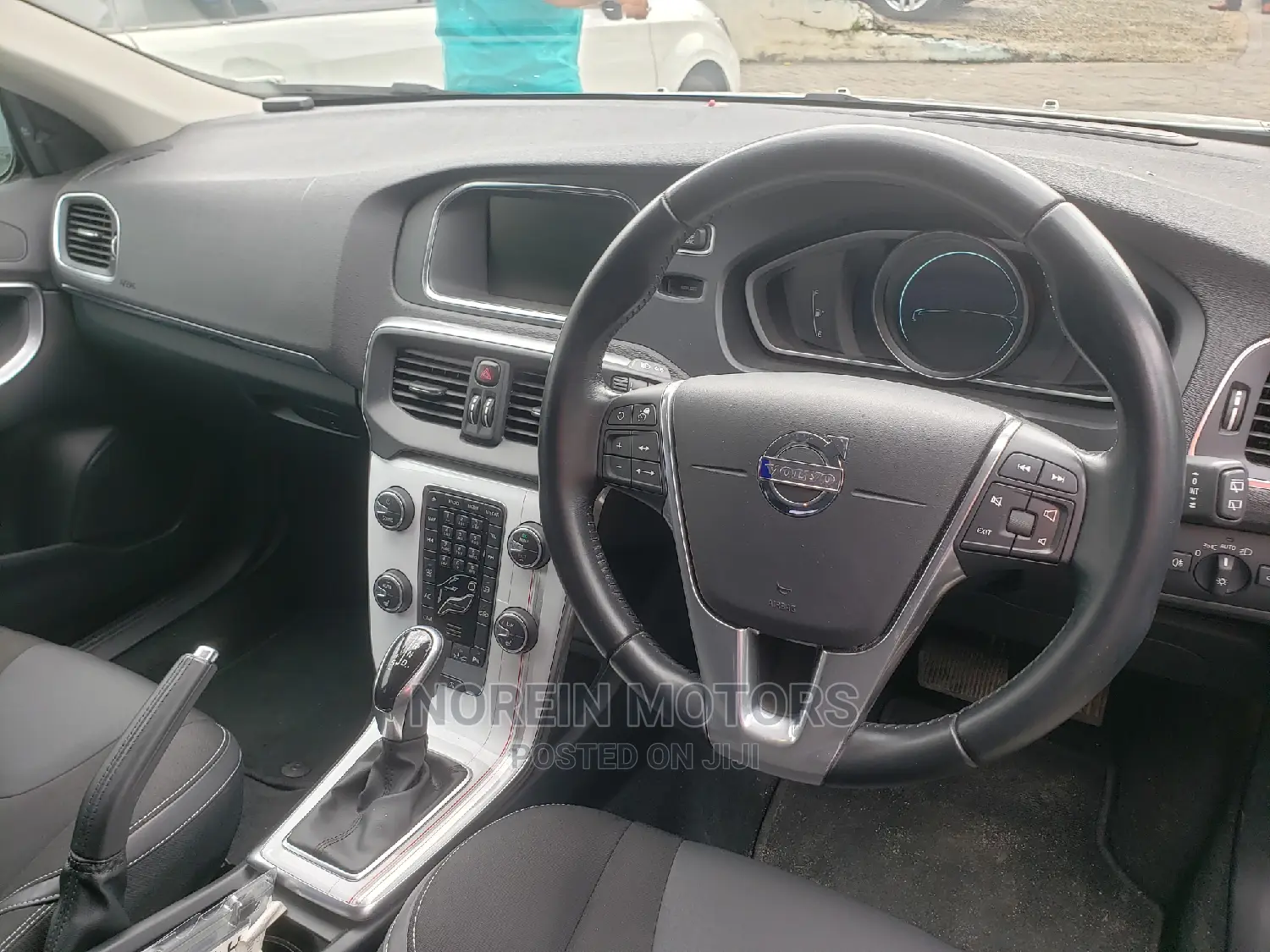 Volvo V40 2015 White