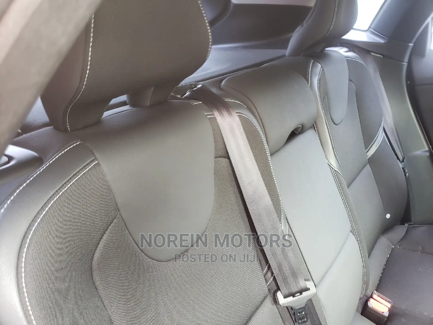 Volvo V40 2015 White