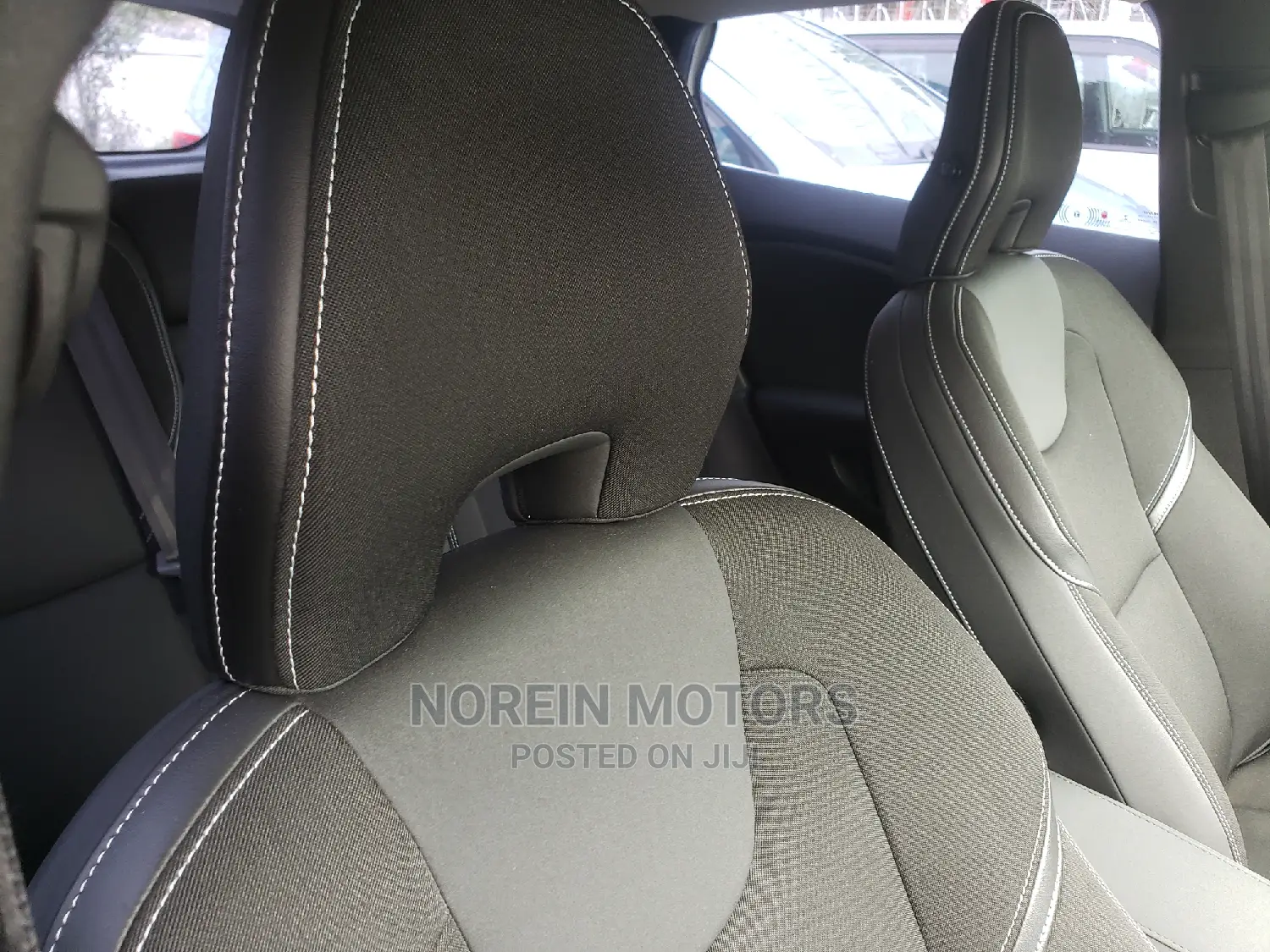 Volvo V40 2015 White