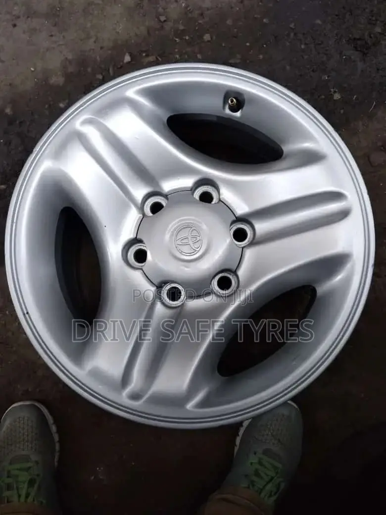 Prado (95) Original Rim 16 Inch
