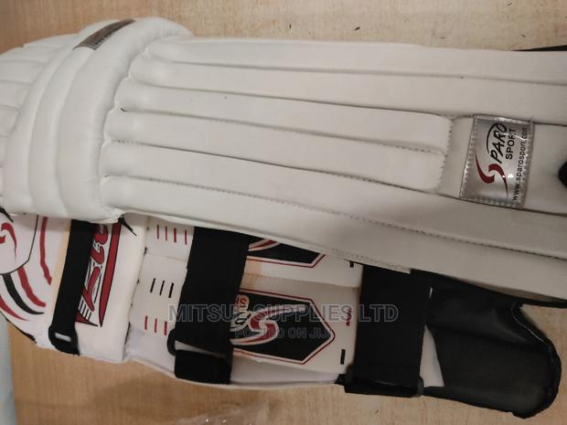 Cricket Batting Leg Guard Junior/Youth - thumbnail 2