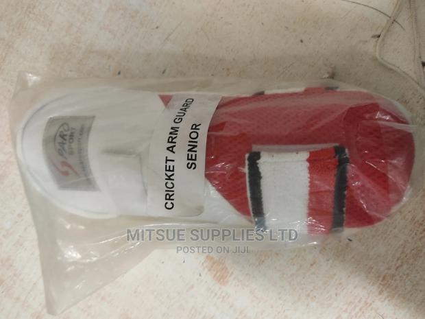 Sparo Cricket Arm Guard Senior