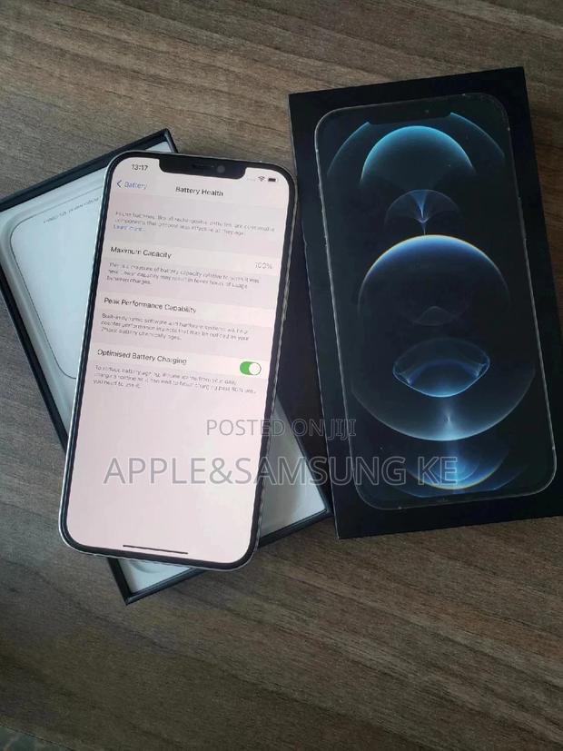 Apple iPhone 12 Pro Max 256 GB White - thumbnail 3