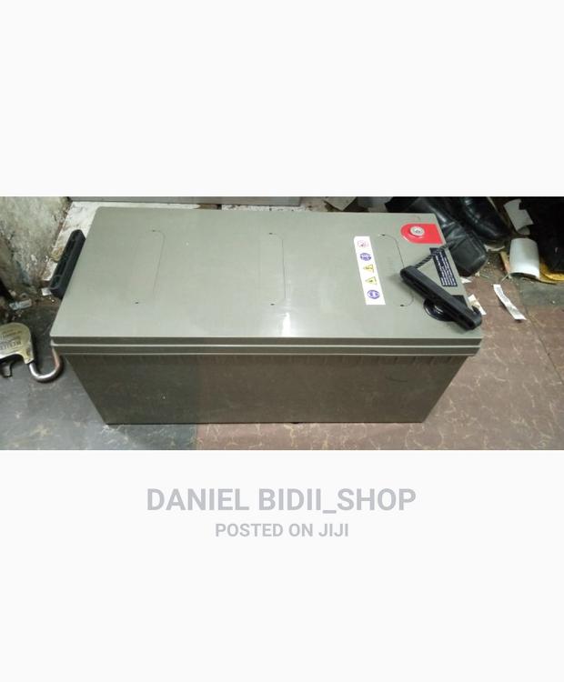 Rocket Deep Cycle Solar Battery 200ah 12v - thumbnail 2