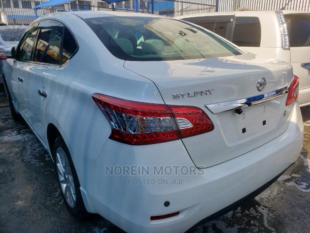 Nissan Bluebird 2014 White - thumbnail 3