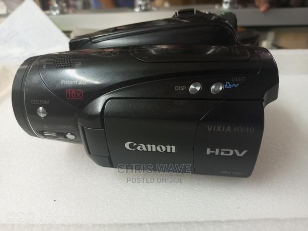 Canon Hv40 Camcorder - main view