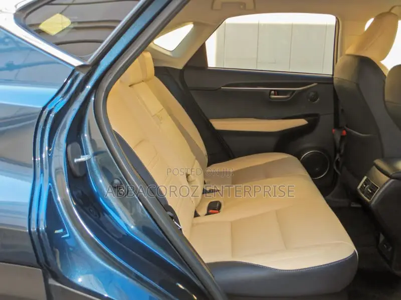 Lexus NX 2015 200t AWD Gray