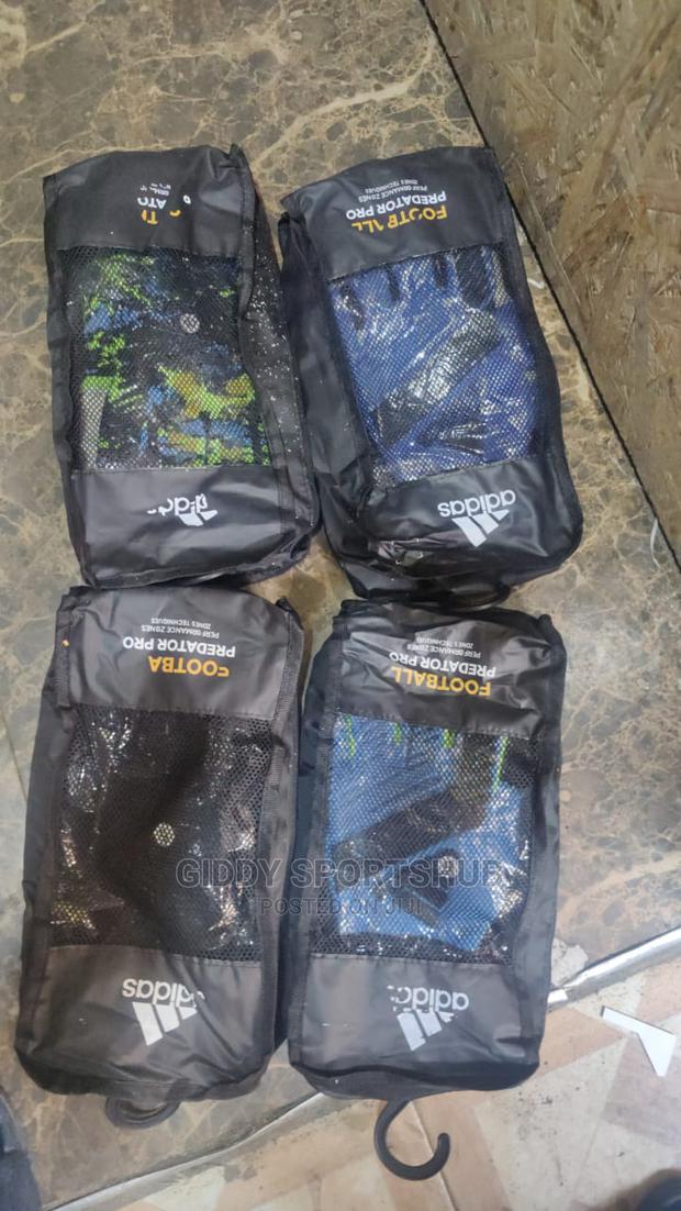 Predator Gloves - main view