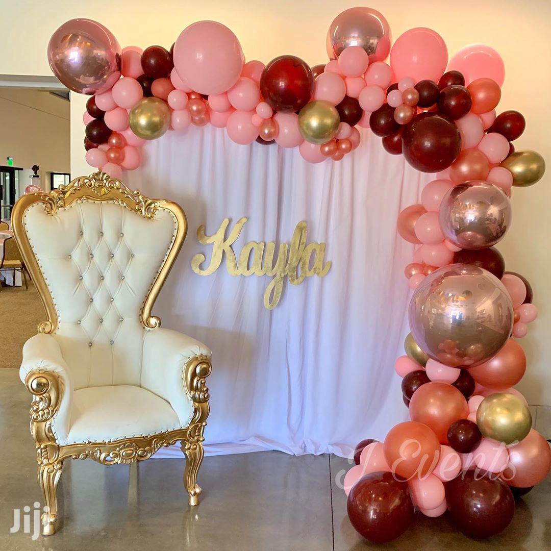 Balloon Garland And Backdrops For Cake Tables And Booths