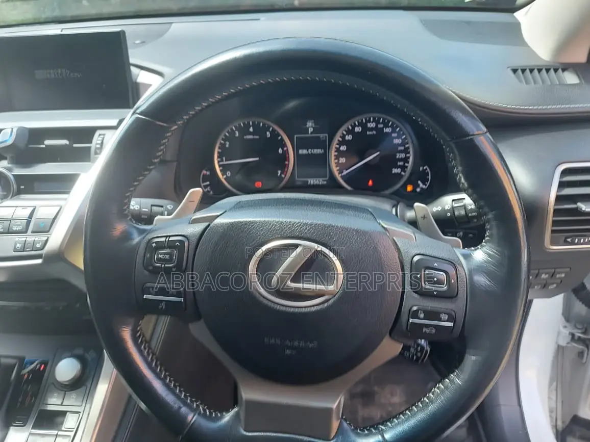 Lexus NX 2016 200t FWD White