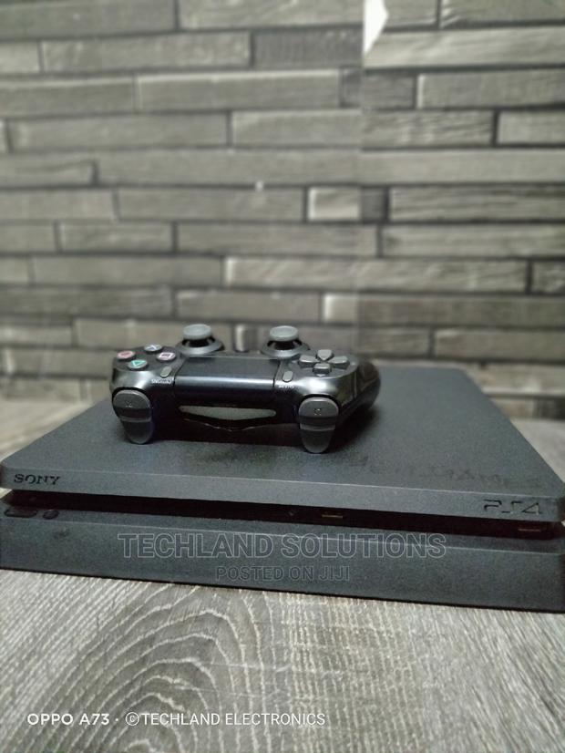 Ps4 Slim , 500gb - thumbnail 3
