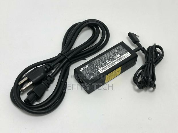45W Genuine Acer Adp-45he B AC Adapter Charger 19V 2.37A W/
