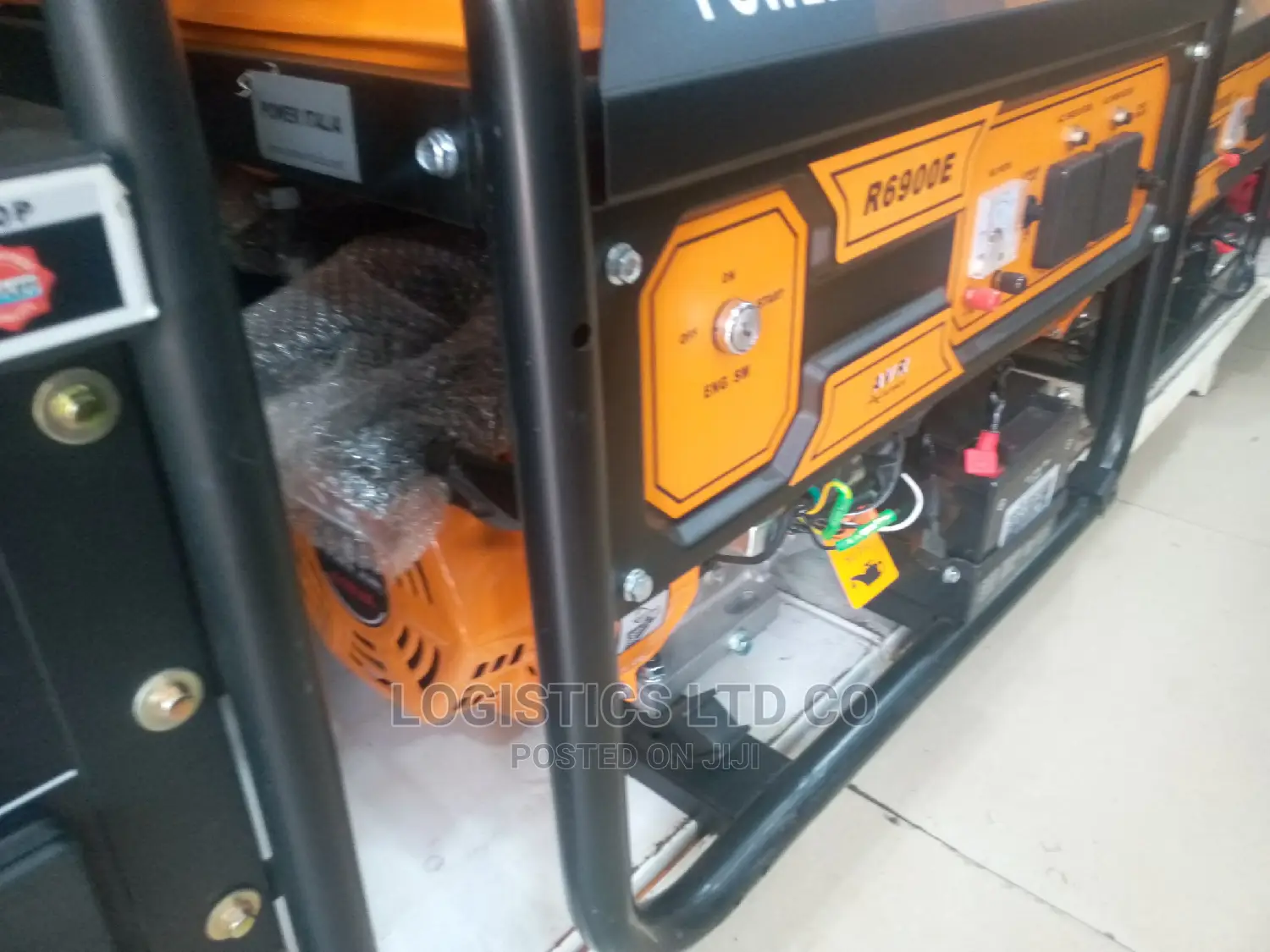 Power Italia Generator R6900E