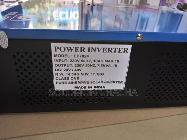Solarmax 7.5kva Hybrid Inverter - thumbnail 2