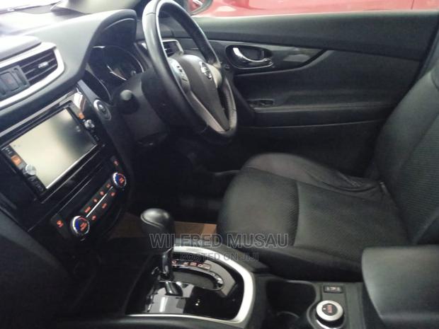 Nissan X-Trail 2014 White - thumbnail 2
