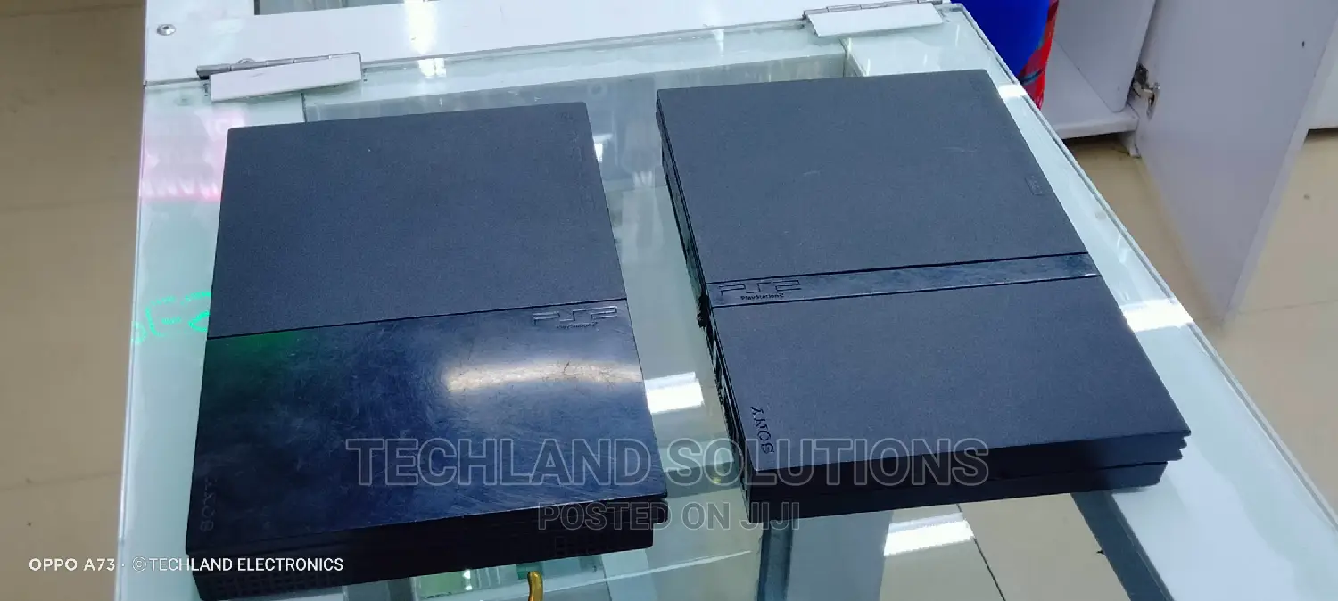 Chipped Ps2 With 10 Games and All Accessories