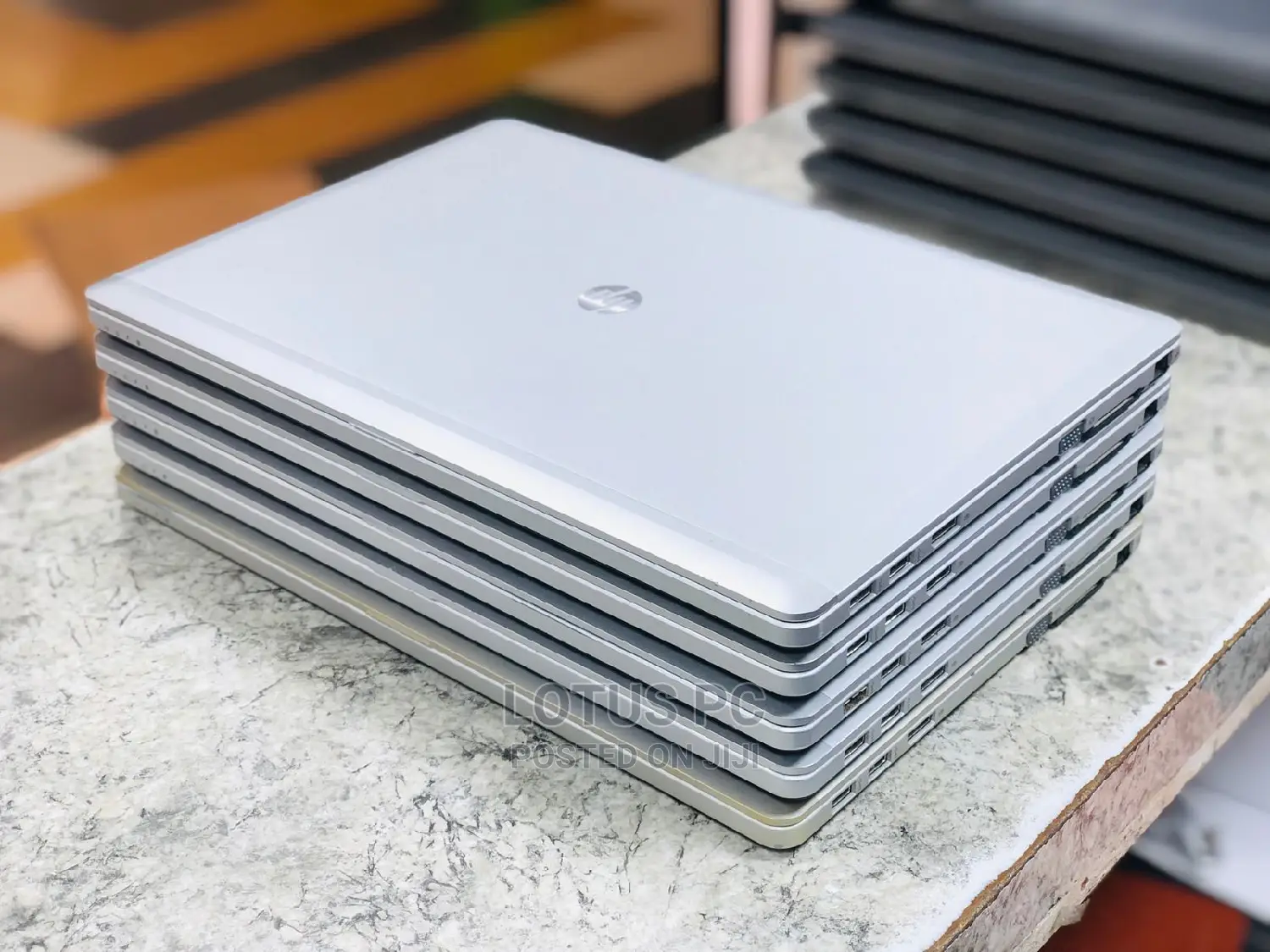 Laptop HP 14-Dq1025cl 4GB Intel Core I7 HDD 500GB