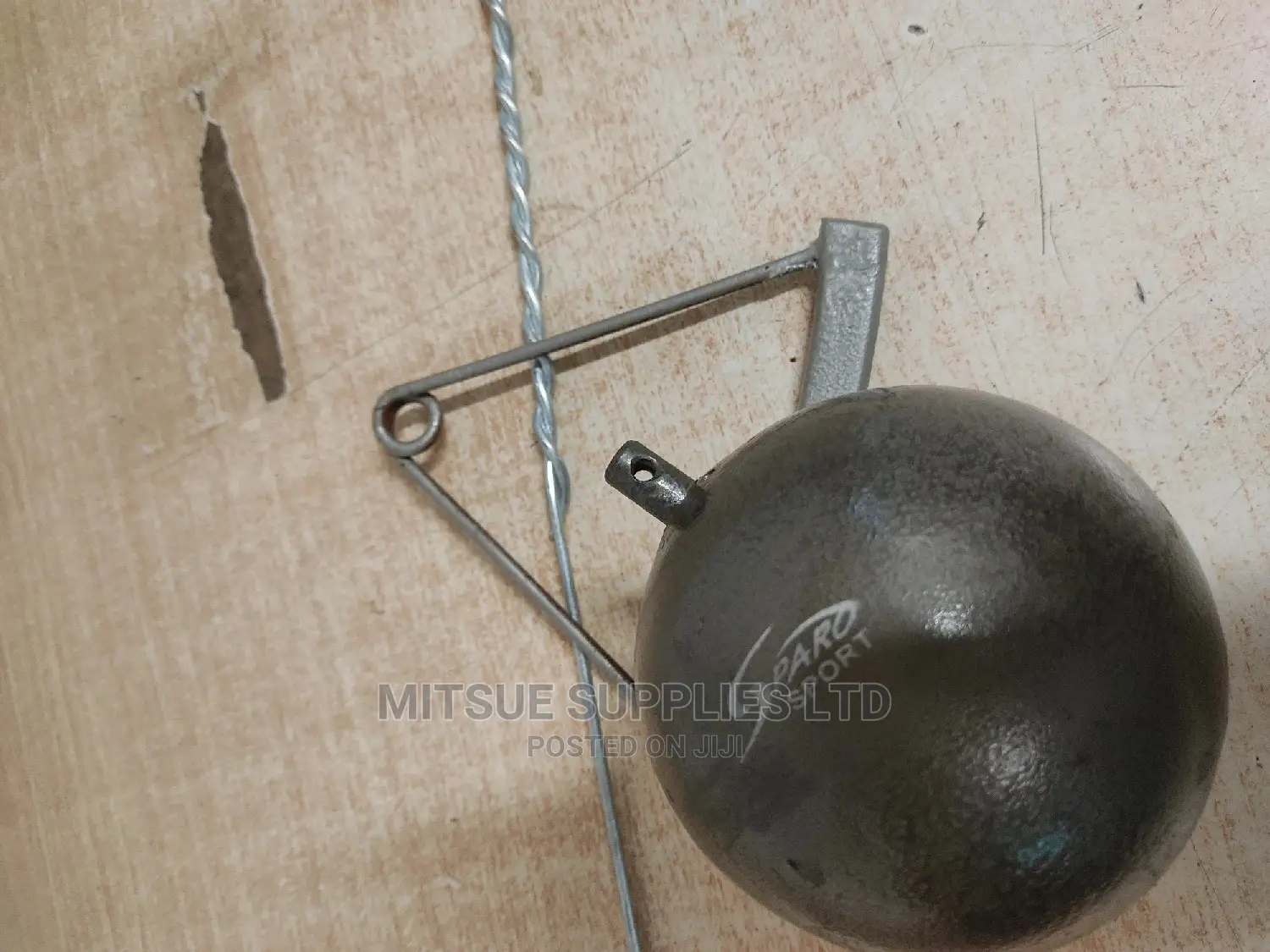 Hammer Throwing Unturned With Steel Cable and Handle (4kg)