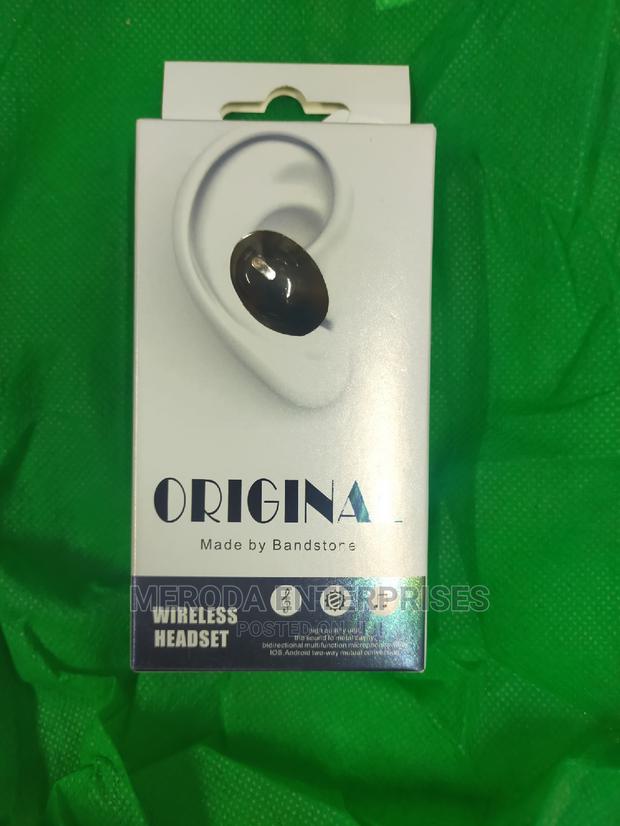 Wireless Bluetooth Headphones - main view