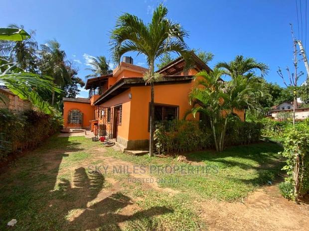 6bdrm Villa in Posta, Mtwapa for sale - thumbnail 4