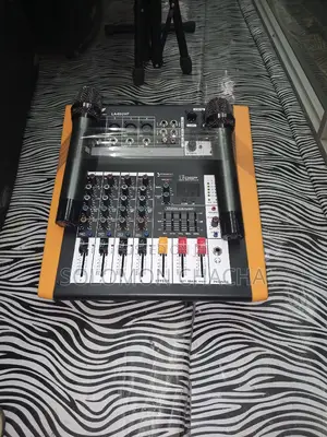 Master Sound 4channel With Inbuilt 2 Microphone