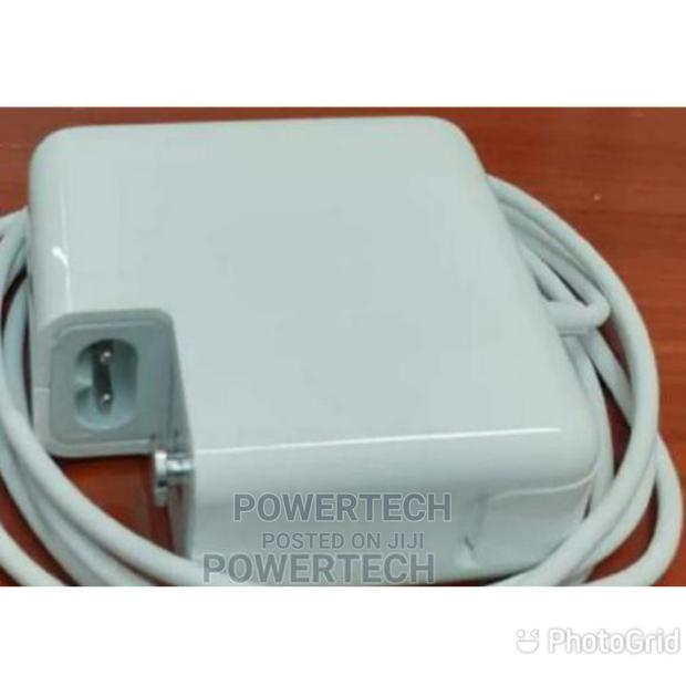 Original Macbook Charger 45watts Tshaped - main view