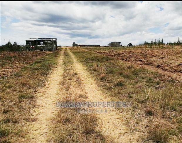 50*100 Plot for Sale in Mwariki C, Nakuru - thumbnail 3